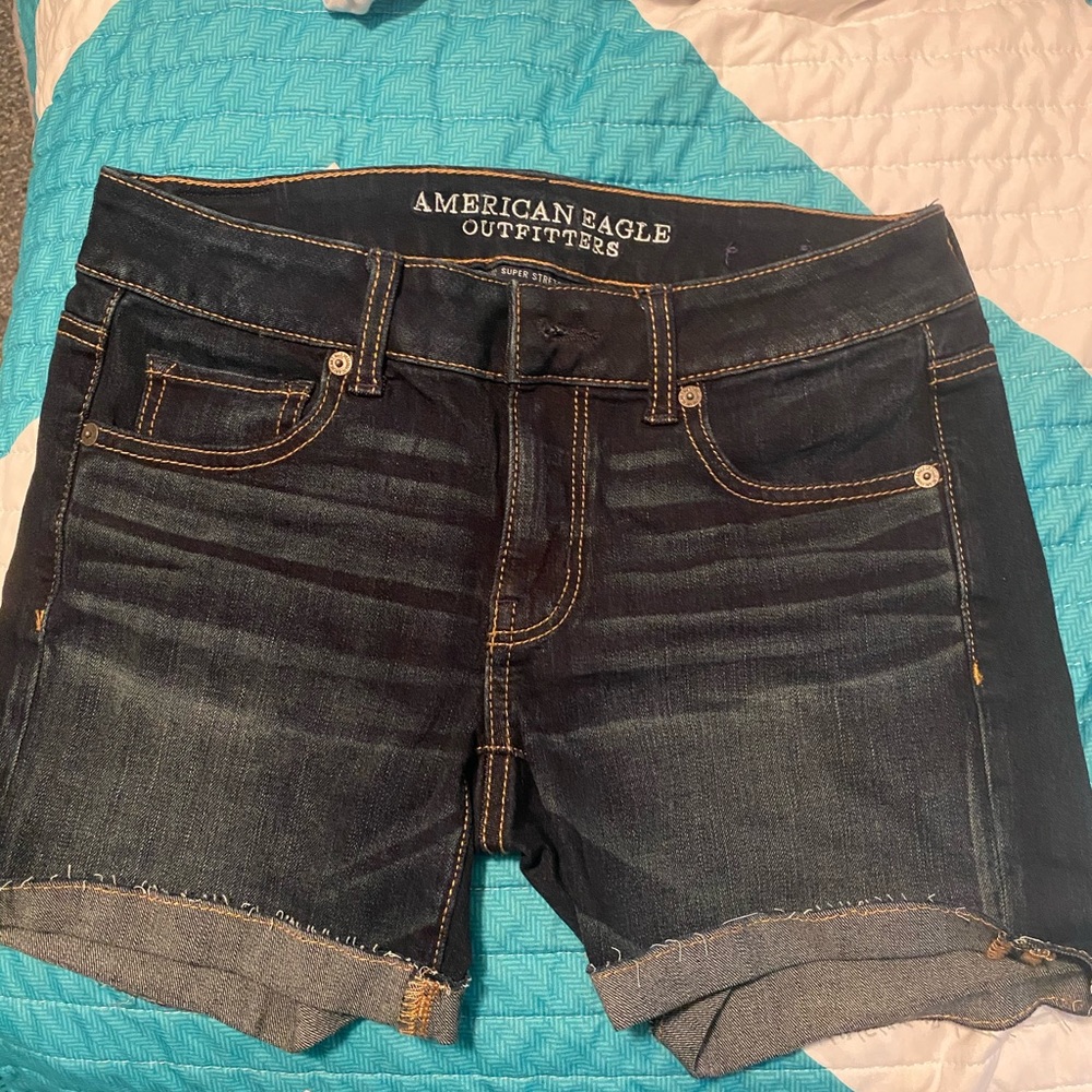 AE midi shorts never worn